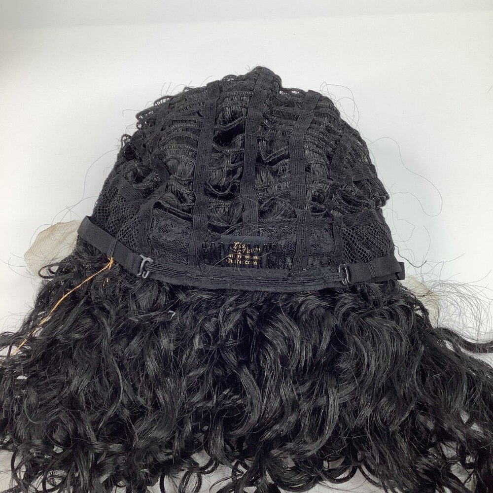 Outre Lace Front Yanara Wig Color 1 Curly HD Transparent Lace Pre-Plucked - Picture 7 of 9